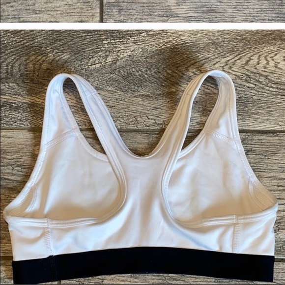 Nike Pro Sports Bra - Picture 2 of 2